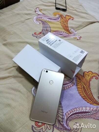 HONOR 8 Lite, 4/32 ГБ