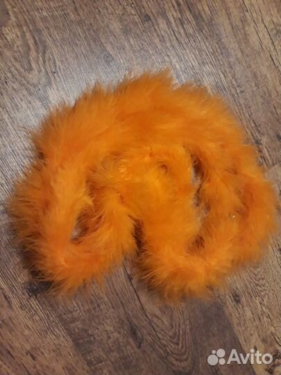 Тесьма из перьев