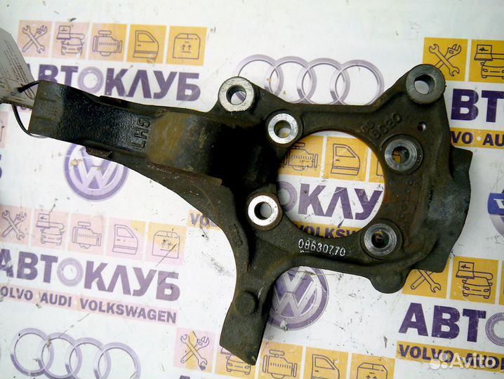 Кулак поворотный передний левый Вольво XC90 до 200