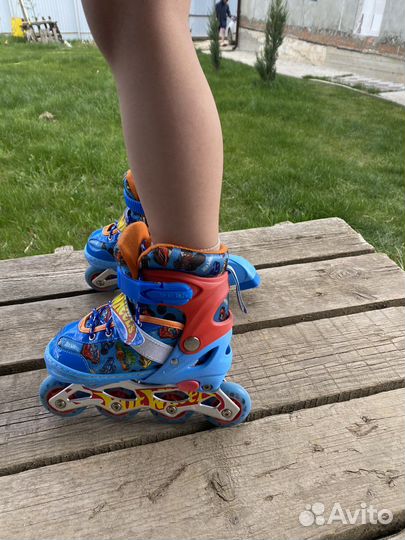 Роликовые коньки для мальчика раздвижные 30-33