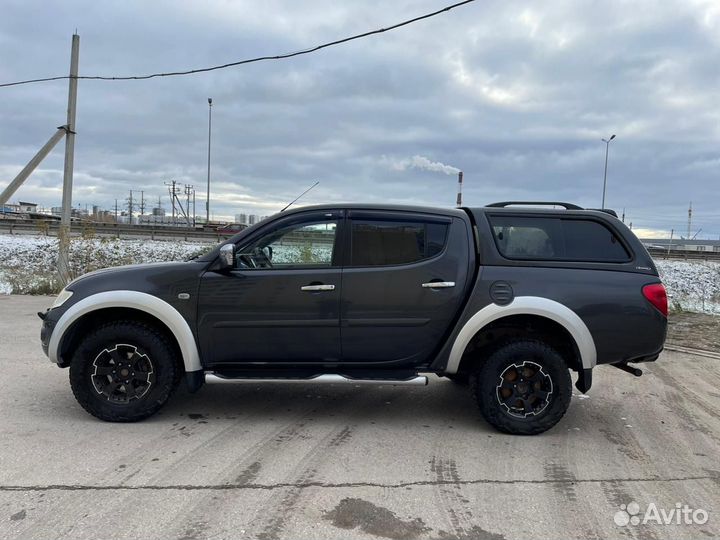 Mitsubishi L200 2.5 AT, 2012, 400 100 км
