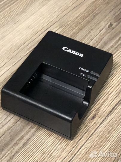 Canon eos 1100d Идеал, полный комплект +