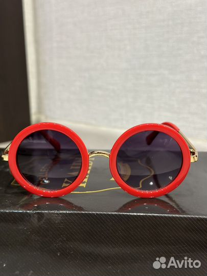 Солнцезащитные очки