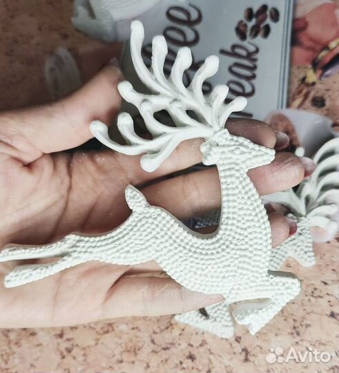 Новогодний олень