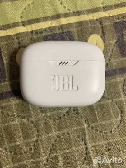 Беспроводные наушники JBL tune 130NC