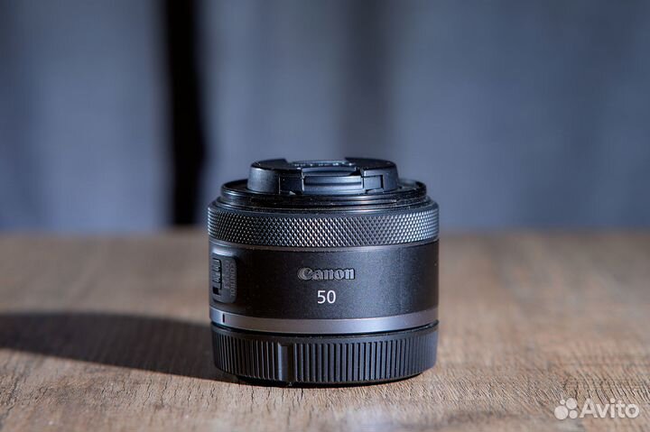 Canon RF 50 1.8 STM