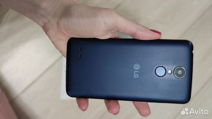 LG K8 (2017) X240, 16 ГБ