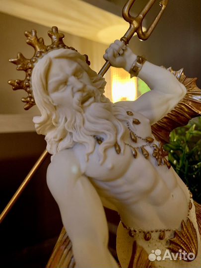 Фигурка Посейдон