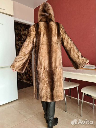 Шуба норковая с капюшоном