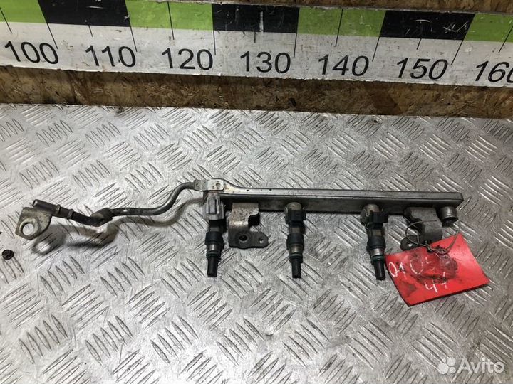 Рейка топливная рампа Nissan Tiida c11