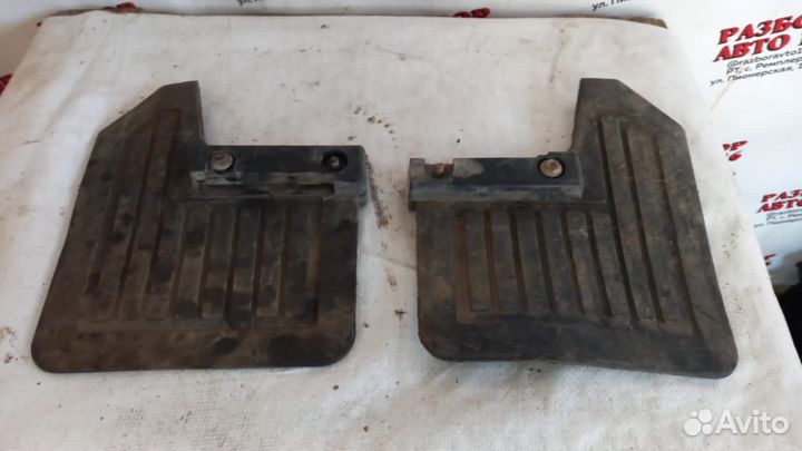 Брызговики передние Ваз Нива