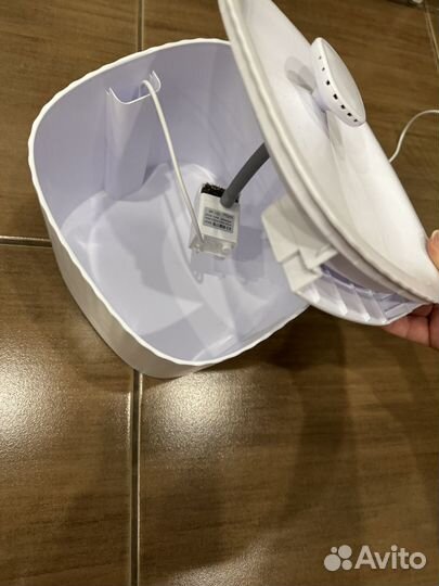 Фонтан поилка для кошек