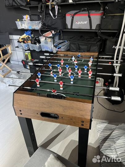 Настольный футбол (кикер)