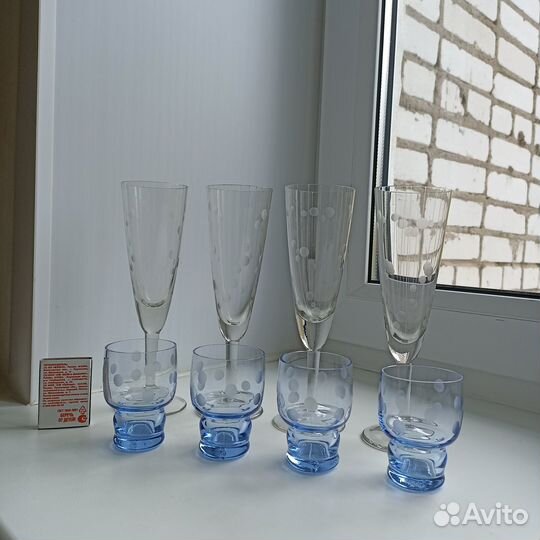 Бокалы и рюмки