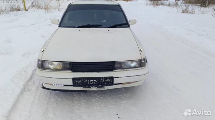 Toyota Mark II 2.0 AT, 1988, 235 000 км