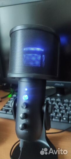 Микрофон студийный