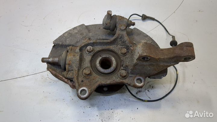 Ступица (кулак, цапфа) левая передняя Volvo XC90