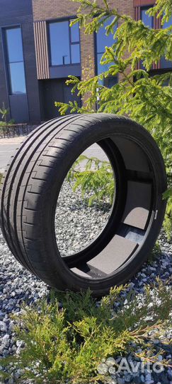 Pirelli P Zero 285/30 R21 100Y
