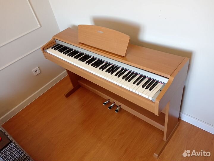 Цифровое пианино Yamaha YDP 131