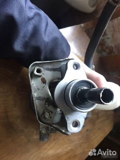 Цилиндр тормозной главный Toyota Hilux