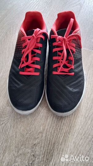 Бутсы футбольные kipsta (сороконожки)