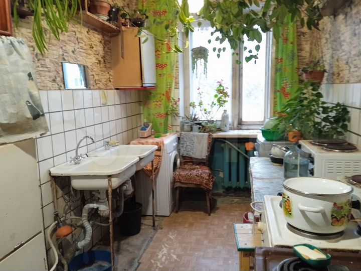 Комната 11,8 м² в 8-к., 3/5 эт.