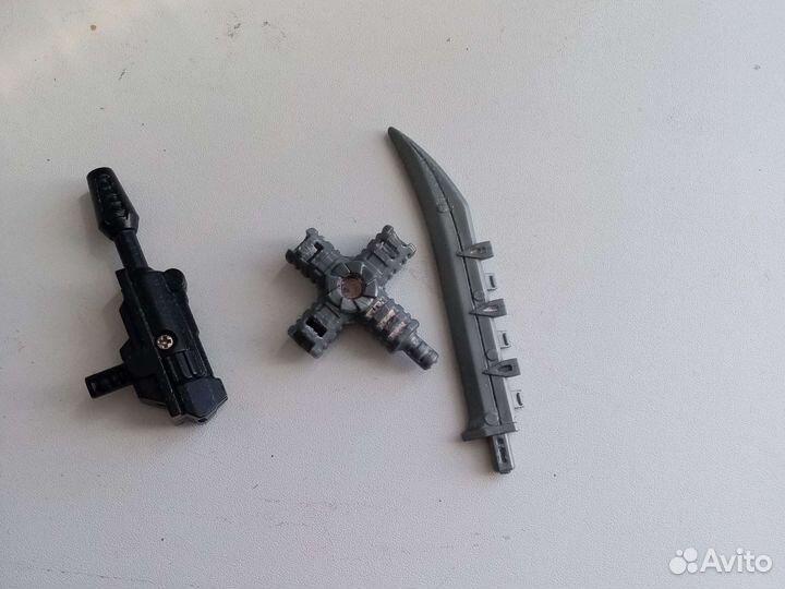 Игрушка трансформер (бетономешалка)