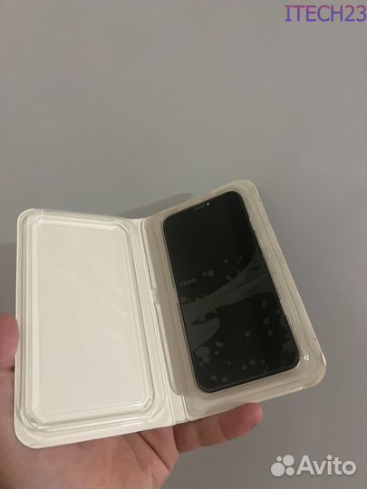 Дисплей iPhone 11 pro (1m7)