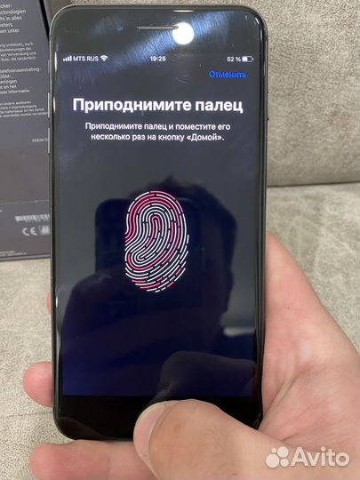 iPhone 8 Plus, 64 ГБ