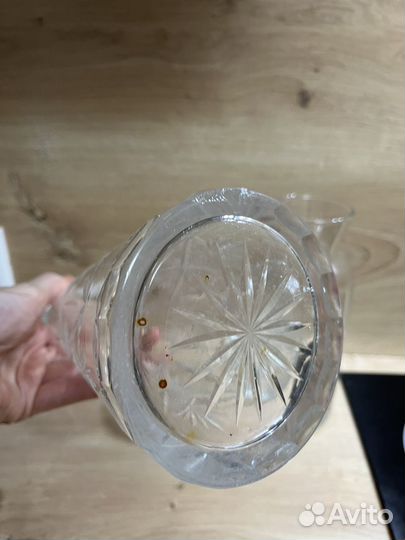 Хрустальная ваза и декантер