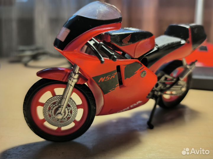Модель мотоцикла Honda NSR