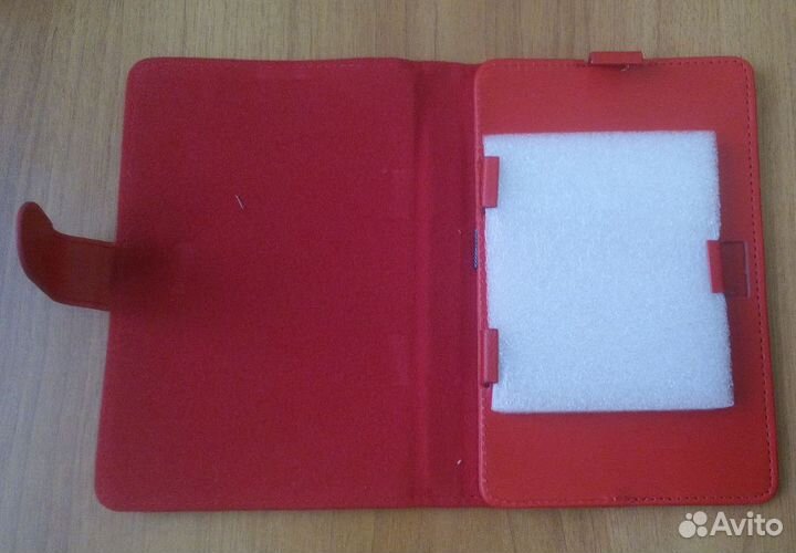 Универсальный чехол на планшет 7 дюймов. Новый