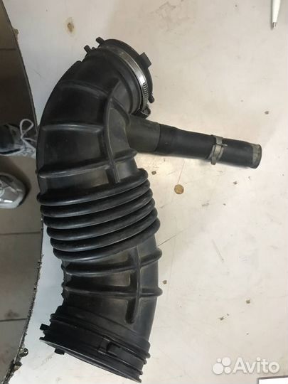 Патрубок воздушный Hyundai Santa Fe III