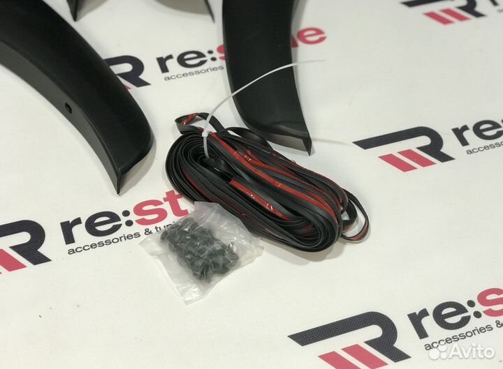 Фендера Toyota Hilux Pick Up с 2016 S672