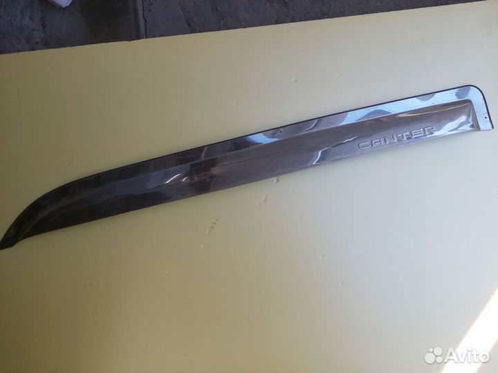 Ветровик бокового стекла ммс кантер