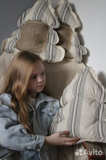 Подушки ёлки в скандинавском стиле