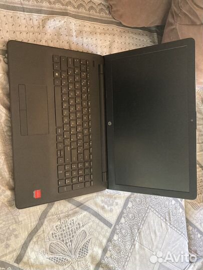 Офисный ноутбук HP