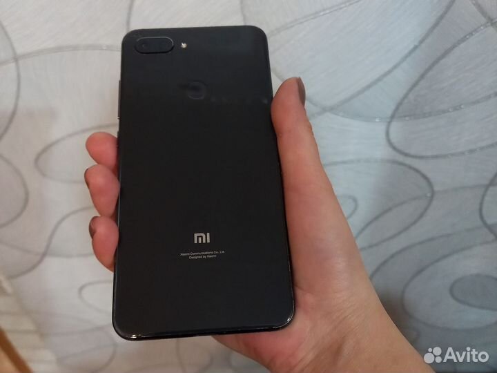 Xiaomi Mi 8 Lite, 4/64 ГБ