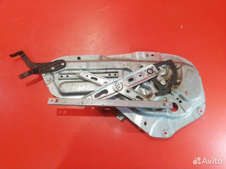 Стеклоподъемник задний правый Kia Cerato TD G4FC