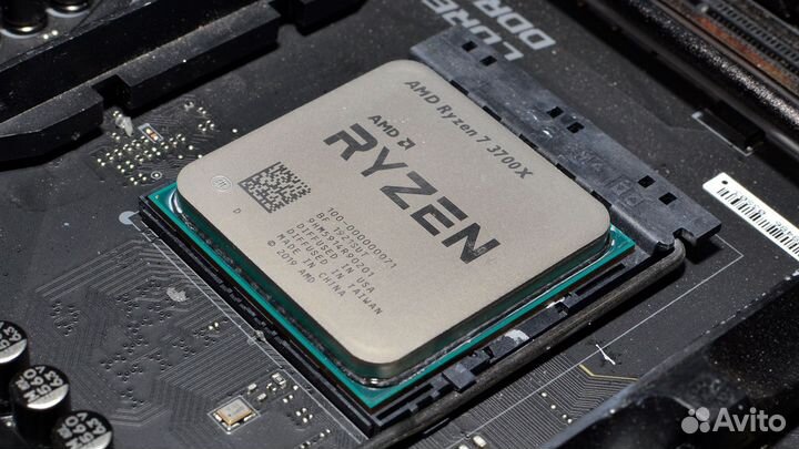Процессор AMD Ryzen 7 3700X