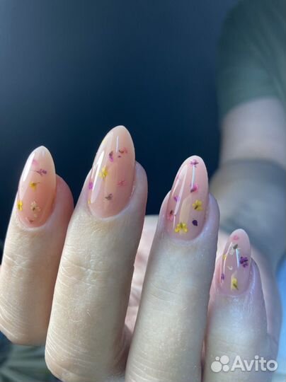 Маникюр с покрытием гель лак