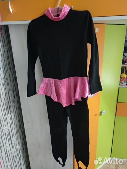 Костюм для фигурного катания