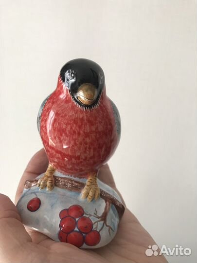Снегирь майолика фигурка