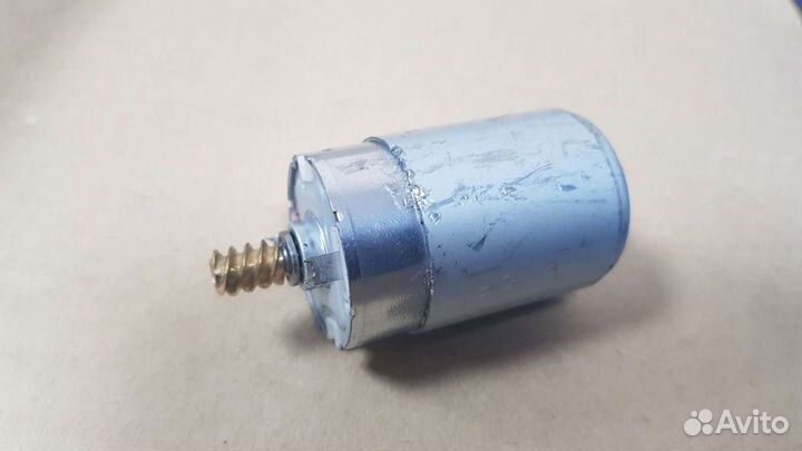 Моторчик привода суппорта заднего Vw Tiguan 2017