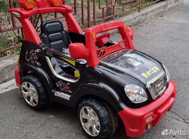 Детский электромобиль джип