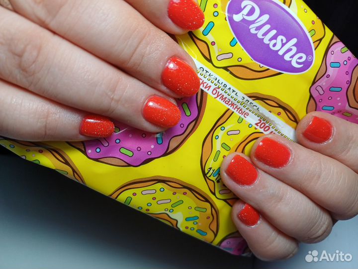 Модель на наращивание ногтей