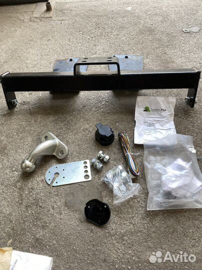 Фаркоп lexus LX 470 1998 -2006