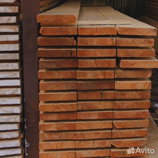 Доски лиственницы 45x130 мм, качественно обработан