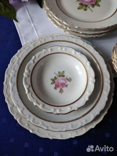 Салатник,блюдца винтаж