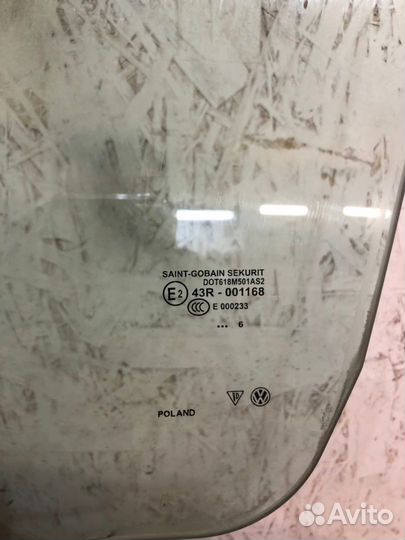 Стекло двери переднее левое Volkswagen Touareg 1